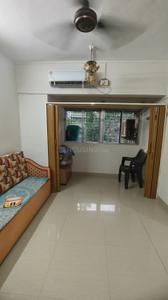 Hall Image of 360 Sq.ft 1 RK Apartment / Flat for rent in Kurla East Mumbai for Rs. 32000