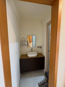 Bathroom Image of 950 Sq.ft 1 BHK Apartment / Flat for rent in Mahalakshmi Nagar Indore for Rs. 17000