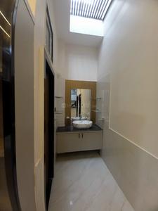 Kitchen Image of 1200 Sq.ft 3 BHK Builder Floor for rent in Khema-Ka-Kuwa Jodhpur for Rs. 30000