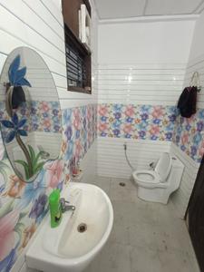 Bathroom Image of 1450 Sq.ft 3 BHK Apartment / Flat for sale in Kalyanpur Kanpur for Rs. 5100000