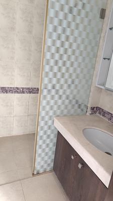 Image of 1295 Sq.ft 2.5 BHK Apartment / Flat for sale in Oberoi Springs, Andheri West, Mumbai for Rs. 45000000