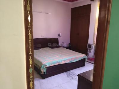 Bedroom Image of 2200 Sq.ft 3 BHK Builder Floor for rent in Sector 41 Noida for Rs. 41000