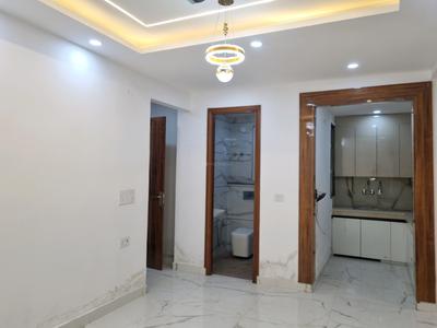 Living Room Image of 900 Sq.ft 3 BHK Apartment / Flat for sale in Swaraj Homes RWA Block A Mahavir Enclave Part 2, Mahavir Enclave New Delhi for Rs. 8000000