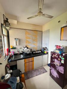 Kitchen Image of 585 Sq.ft 1 BHK Apartment / Flat for rent in Cosmos Lounge, Thane West Thane for Rs. 28000