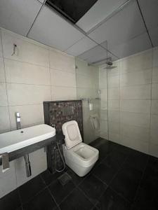 Bathroom Image of 1100 Sq.ft 2 BHK Apartment / Flat for rent in Casagrand Boulevard, Chikkagubbi Village Bengaluru for Rs. 35000
