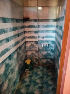 Bathroom Image of 200 Sq.ft 1 BHK Independent House for rent in Alambagh Lucknow for Rs. 5000