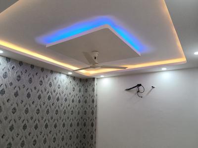 Bedroom Image of 990 Sq.ft 3 BHK Builder Floor for sale in Govindpuri Extension New Delhi for Rs. 8000000
