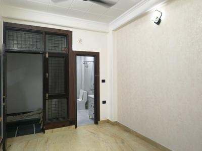 Bedroom Image of 1350 Sq.ft 3 BHK Builder Floor for sale in Indirapuram Ghaziabad for Rs. 13300000