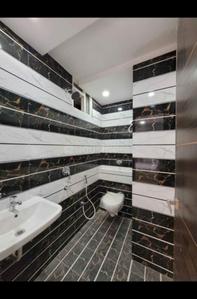 Bathroom Image of 1080 Sq.ft 3 BHK Apartment / Flat for sale in Mathpurena Raipur for Rs. 4500000