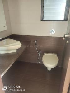 Bathroom Image of 1000 Sq.ft 2 BHK Apartment / Flat for sale in Kanakia Silicon Valley, Powai Mumbai for Rs. 31500000