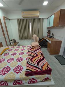 Bedroom Image of 3150 Sq.ft 4 BHK Apartment / Flat for sale in Bodakdev Ahmedabad for Rs. 30000000
