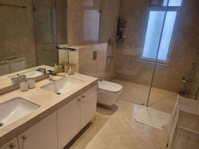 Bathroom Image of 4500 Sq.ft 4.5 BHK Apartment / Flat for sale in Amar Landmark, Pashan Pune for Rs. 105000000