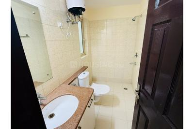 Bathroom Image of 2061 Sq.ft 3 BHK Apartment / Flat for sale in Orchid Petals, Sector 49 Gurgaon for Rs. 36000000