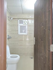 Common Bathroom Image of 1560 Sq.ft 3 BHK Apartment / Flat for sale in ACE Divino, Noida Extension Greater Noida for Rs. 16200000