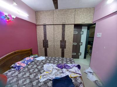 Bedroom Image of 800 Sq.ft 2 BHK Apartment / Flat for rent in Mulund West Mumbai for Rs. 34000