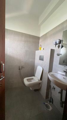 Image of 1600 Sq.ft 3 BHK Apartment / Flat for rent in Nipania, Indore for Rs. 41000