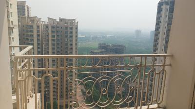 Image of 1390 Sq.ft 2.5 BHK Apartment / Flat for rent in Mahagun Mirabella, Sector 79, Noida for Rs. 40000