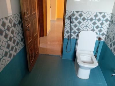 Bathroom Image of 2200 Sq.ft 3 BHK Independent House for rent in Morabadi Ranchi for Rs. 17000
