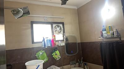 Image of 950 Sq.ft 3 BHK Builder Floor for sale in Pitampura, New Delhi for Rs. 16000000