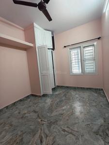 Bedroom Image of 700 Sq.ft 2 BHK Builder Floor for rent in Kasturi Nagar Bengaluru for Rs. 20000