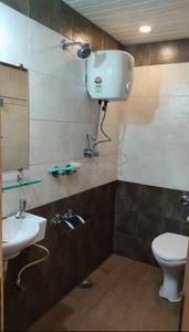 Bathroom Image of 1200 Sq.ft 3 BHK Apartment / Flat for rent in Rajendra Nagar Hubli for Rs. 26000