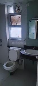 Bathroom Image of 1200 Sq.ft 2 BHK Apartment / Flat for rent in Air Force Naval AFNHB Jal Vayu, MDA Meerut for Rs. 10000