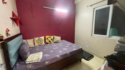 Bedroom Image of 1000 Sq.ft 2.5 BHK Apartment / Flat for sale in Panchsheel Pratishtha, Sector 75 Noida for Rs. 17800000