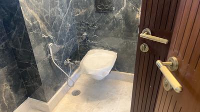 Image of 1300 Sq.ft 3 BHK Apartment / Flat for sale in Veer Puru Apartments, Sector 13 Rohini, New Delhi for Rs. 31000000