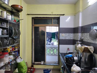 Kitchen Image of 650 Sq.ft 1 BHK Apartment / Flat for rent in Haware Citi, Kasarvadavali Thane for Rs. 17000