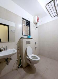 Bathroom Image of 797 Sq.ft 2 BHK Apartment / Flat for sale in Kolte Patil Life Republic Sector R3 3rd Avenue, Nerhe Pune for Rs. 8400000