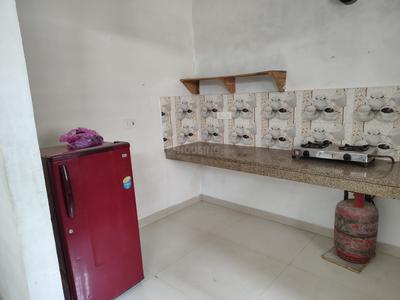 Kitchen Image of 1600 Sq.ft 2 BHK Builder Floor for rent in Veer Colony Bathinda for Rs. 15000