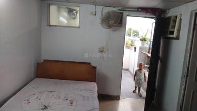Bedroom Image of 450 Sq.ft 1 RK Apartment / Flat for rent in Sector 11 Dwarka New Delhi for Rs. 12000