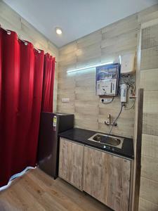 Kitchen Image of 1200 Sq.ft 1 BHK Builder Floor for rent in DLF Phase 2 Gurgaon for Rs. 43000
