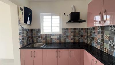 Kitchen Image of 700 Sq.ft 1 BHK Builder Floor for rent in Indira Nagar Bengaluru for Rs. 35500