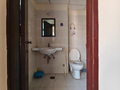 Bathroom Image of 590 Sq.ft 1 BHK Apartment / Flat for sale in K W Srishti, Raj Nagar Extension Ghaziabad for Rs. 5500000