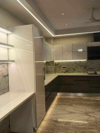 Sector 25, DLF Phase 2 Main Image 1