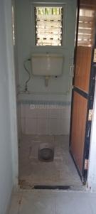 Bathroom Image of 225 Sq.ft 1 RK Apartment / Flat for sale in New Madha, Malad West Mumbai for Rs. 4750000
