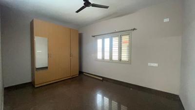 Bedroom Image of 600 Sq.ft 1 BHK Apartment / Flat for rent in Vimanapura Bengaluru for Rs. 18000