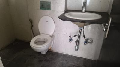 Image of 1000 Sq.ft 2 BHK Apartment / Flat for rent in Supertech The Romano, Sector 118, Noida for Rs. 24000
