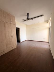 Bedroom Image of 2410 Sq.ft 4 BHK Apartment / Flat for sale in Amrapali Silicon City, Sector 76 Noida for Rs. 26900000