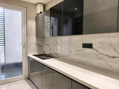 Kitchen Image of 650 Sq.ft 3 BHK Apartment / Flat for sale in GLS South Avenue, Sector 92 Gurgaon for Rs. 6100000