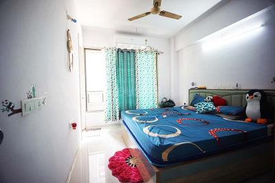 Image of 1308 Sq.ft 3 BHK Apartment / Flat for sale in Dev Parijat, Vaishno Devi Circle, Ahmedabad for Rs. 8500000