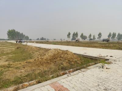 Image of 900 Sq.ft Residential Plot / Land for sale in Shanti Nagar, Mathura for Rs. 2500000