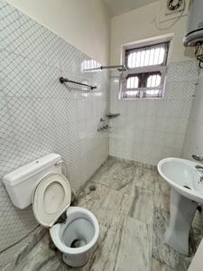 Bathroom Image of 2250 Sq.ft 2 BHK Builder Floor for rent in Bhai Randhir Singh Nagar Ludhiana for Rs. 16000