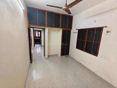 Bedroom Image of 1300 Sq.ft 3 BHK Independent House for rent in Valasaravakkam Chennai for Rs. 35000