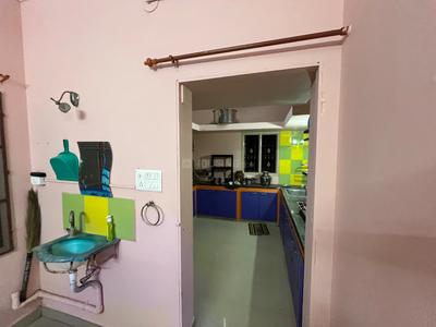 Kitchen Image of 1200 Sq.ft 3 BHK Builder Floor for rent in RV Nagar Vellore for Rs. 15000