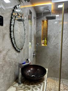 Bathroom Image of 1664 Sq.ft 3 BHK Apartment / Flat for sale in Bombay Kritika Tower, Chembur Mumbai for Rs. 51100000