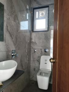 Common Bathroom Image of 1366 Sq.ft 3 BHK Apartment / Flat for sale in Kothrud Pune for Rs. 21800000