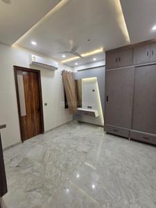 Bedroom Image of 990 Sq.ft 3 BHK Builder Floor for rent in Rajouri Garden New Delhi for Rs. 42000