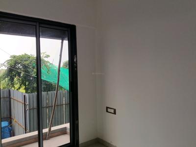 Bedroom Image of 1050 Sq.ft 2 BHK Apartment / Flat for rent in Savaliya Sky, Mira Road East Mira Bhayandar for Rs. 33000